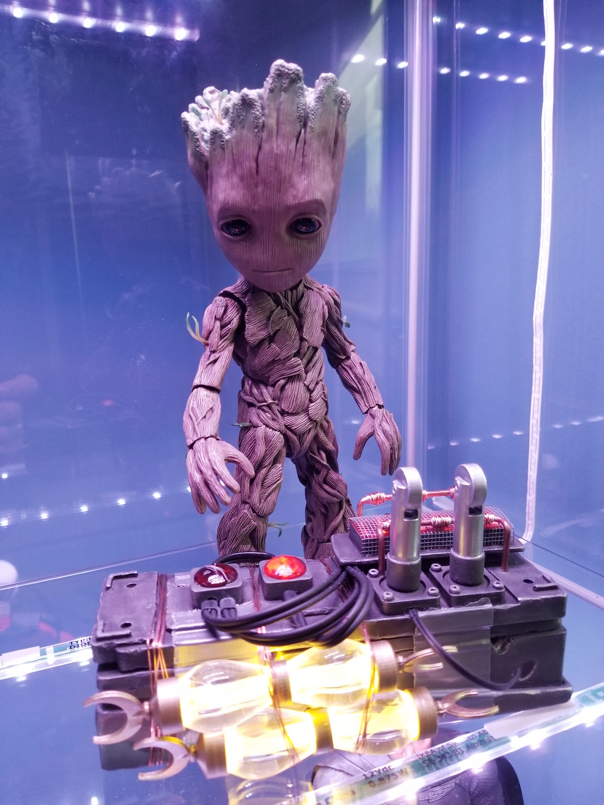 Groot Button Explode DON'T PUSH THIS BUTTON: Baby Groot detonator CALLING FOR FINAL PAYMENTS ...