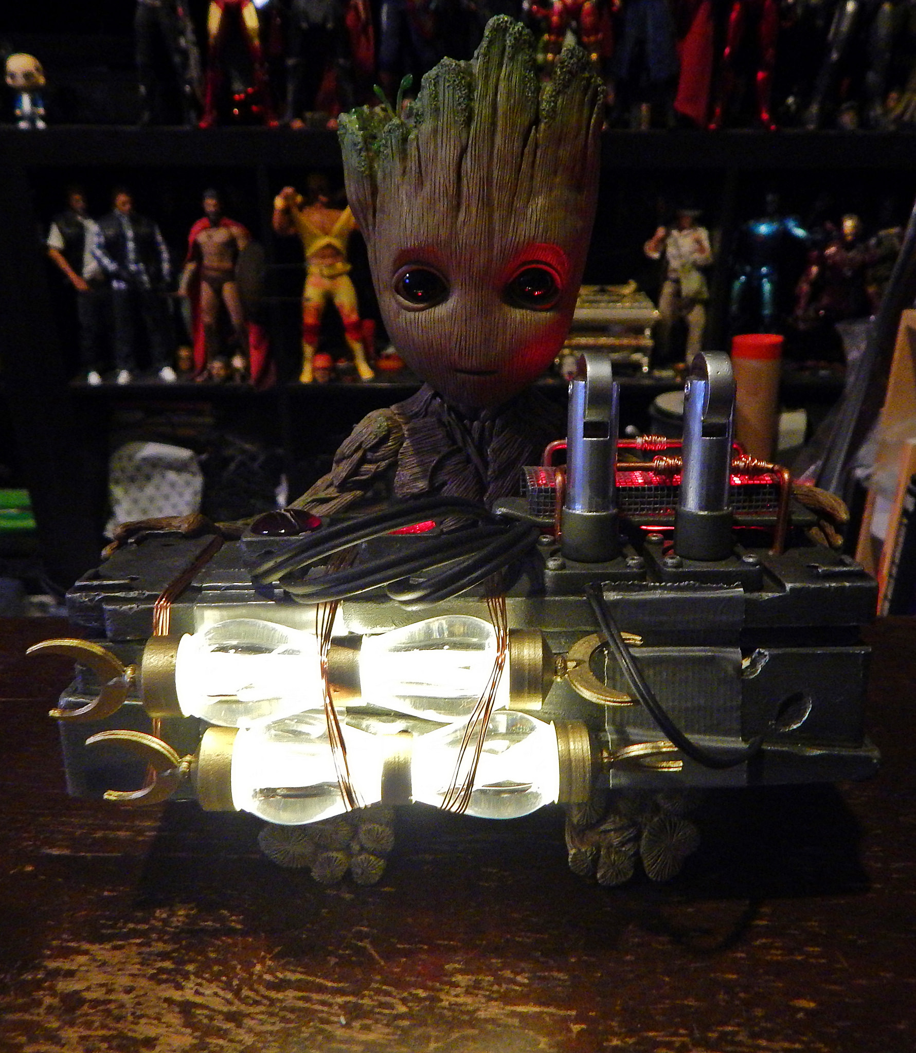 Groot Button Explode DON'T PUSH THIS BUTTON: Baby Groot detonator CALLING FOR FINAL PAYMENTS ...
